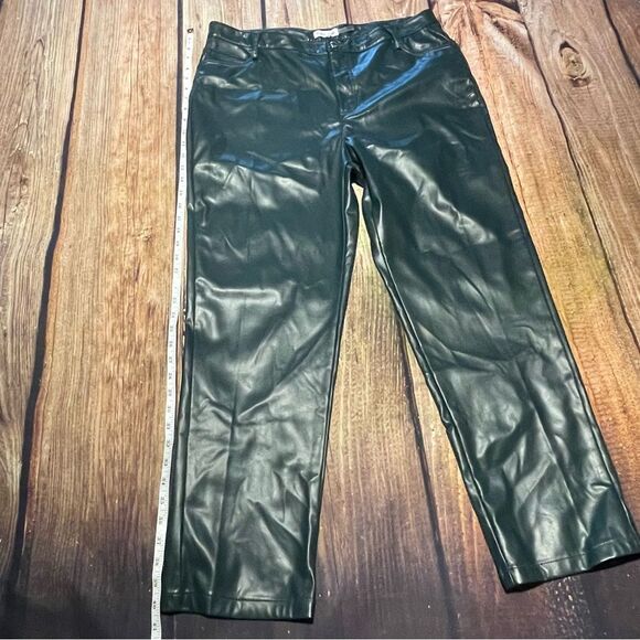 CALVIN KLEIN faux leather green pants Size 14 Preowned - Picture 5 of 10